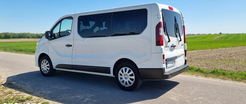 Renault Trafic cena 78000 przebieg: 185325, rok produkcji 2018 z Żelechów małe 56